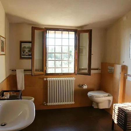 Ferienhaus In Vinci Mit Eigenem Garten בית נופש