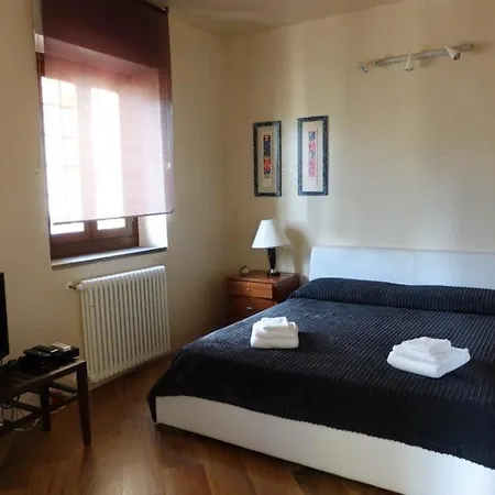 בית נופש Ferienhaus In Vinci Mit Eigenem Garten Vitolini